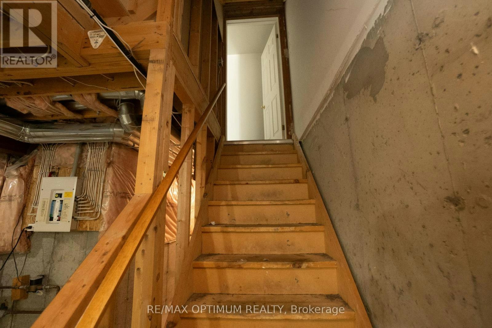 139 Activa Avenue, Kitchener, ON, N2E 3T3 - 21