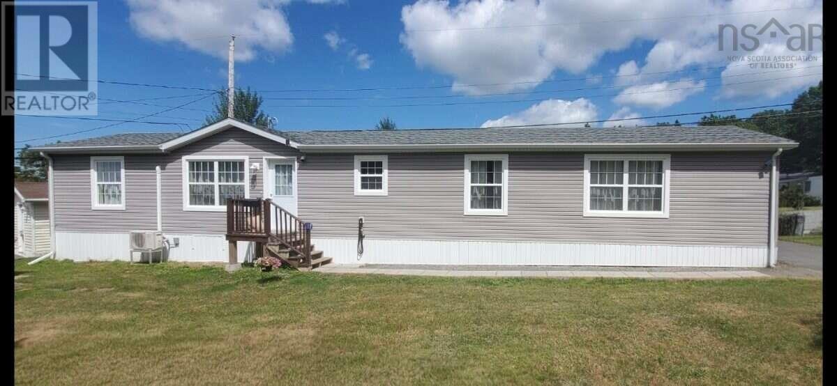 17 Parkwood Drive, New Minas, NS, B4N 3T3