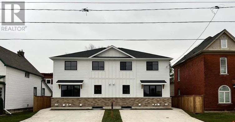 D-200 Centre Street, St. Thomas, ON, N5R 3A5