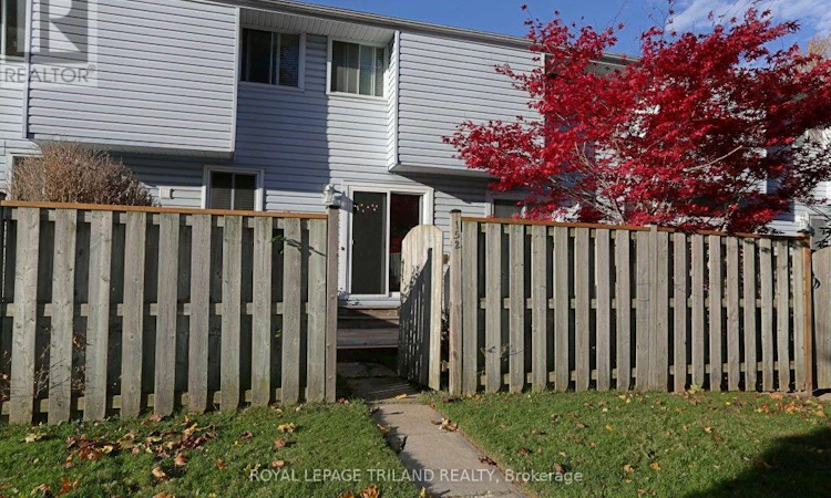 5-228 Monmore Road