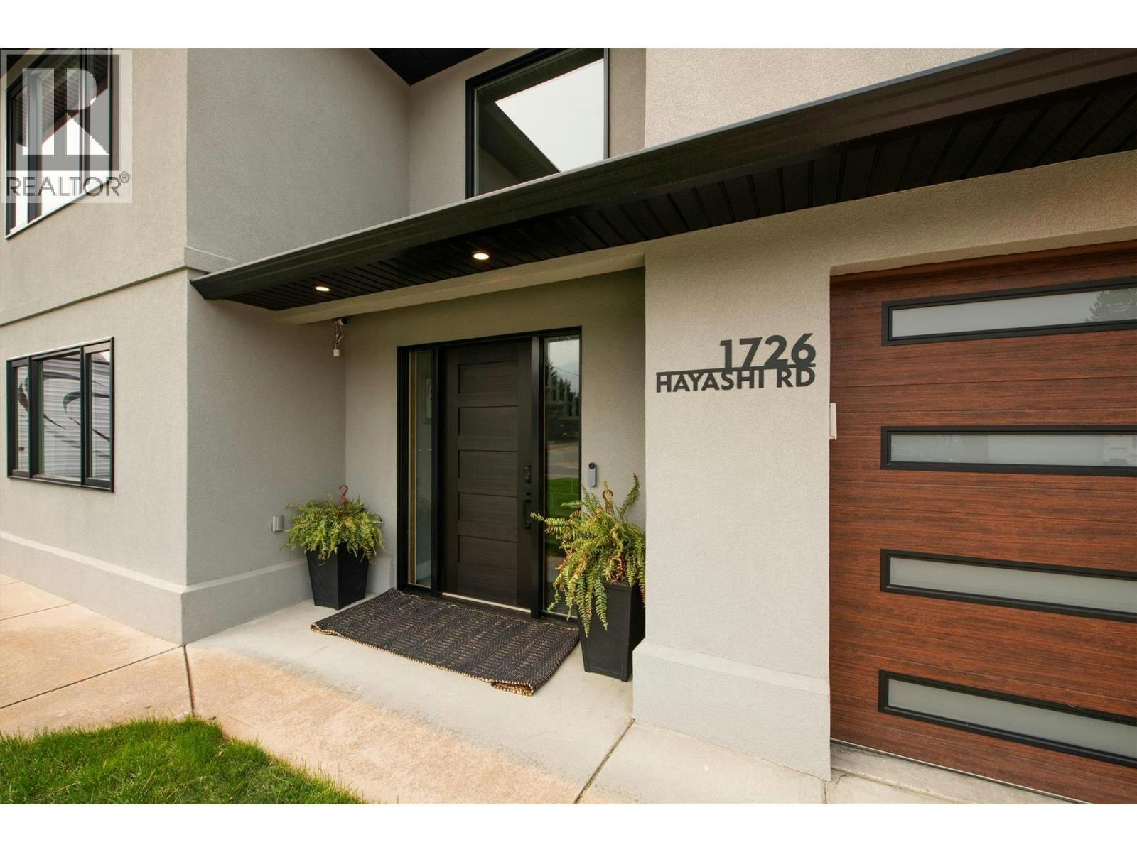 1726 Hayashi Road, Kelowna, BC, V1P 1B2