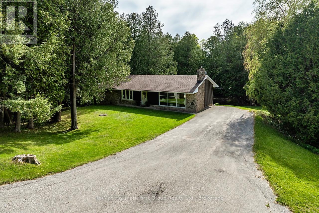 4818 Thornton Road N, Oshawa, ON, L1H 0T4