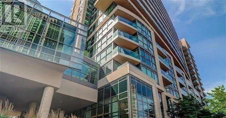 1075-209 Fort York Boulevard, Toronto, ON, M4V 4A1