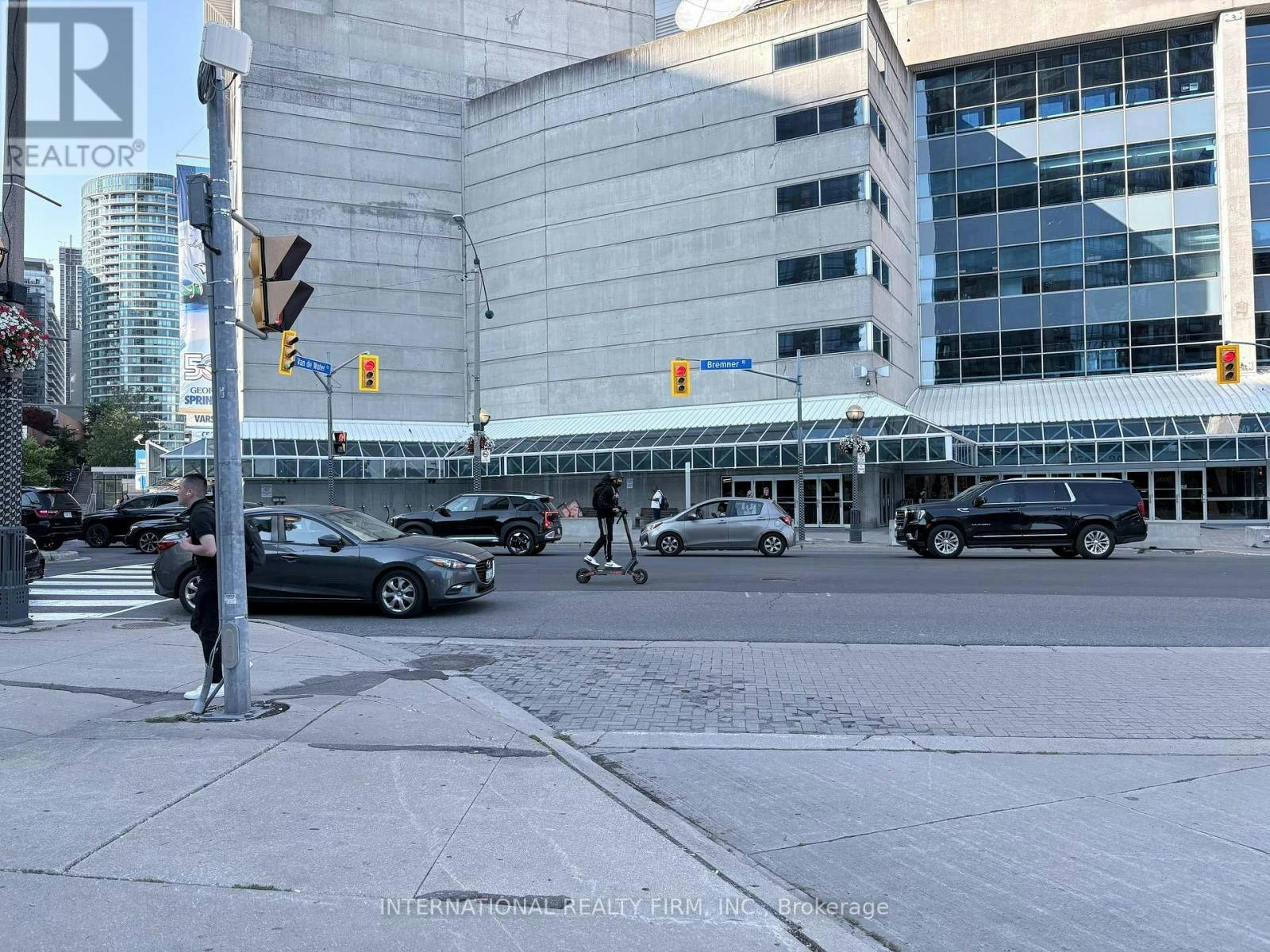 3803-5 Mariner Terrace, Toronto, ON, M5V 3V6 - 28