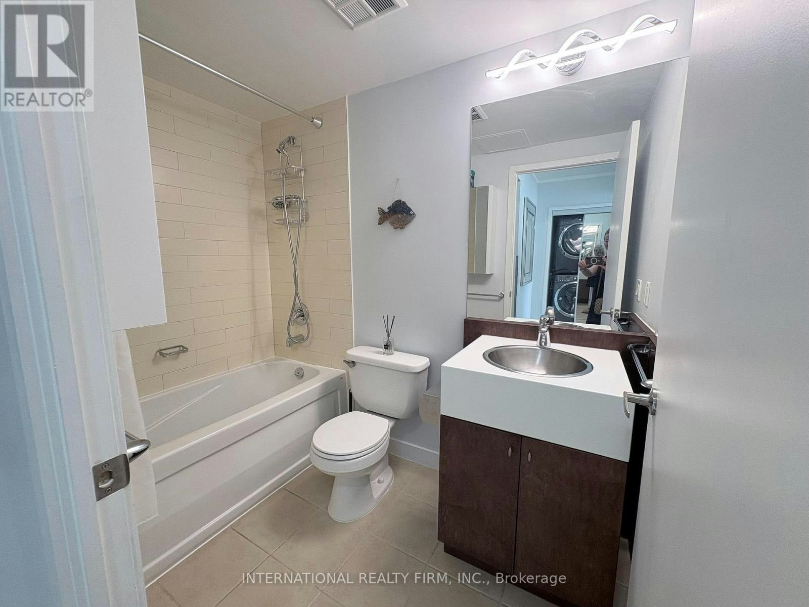 3803-5 Mariner Terrace, Toronto, ON, M5V 3V6 - 13