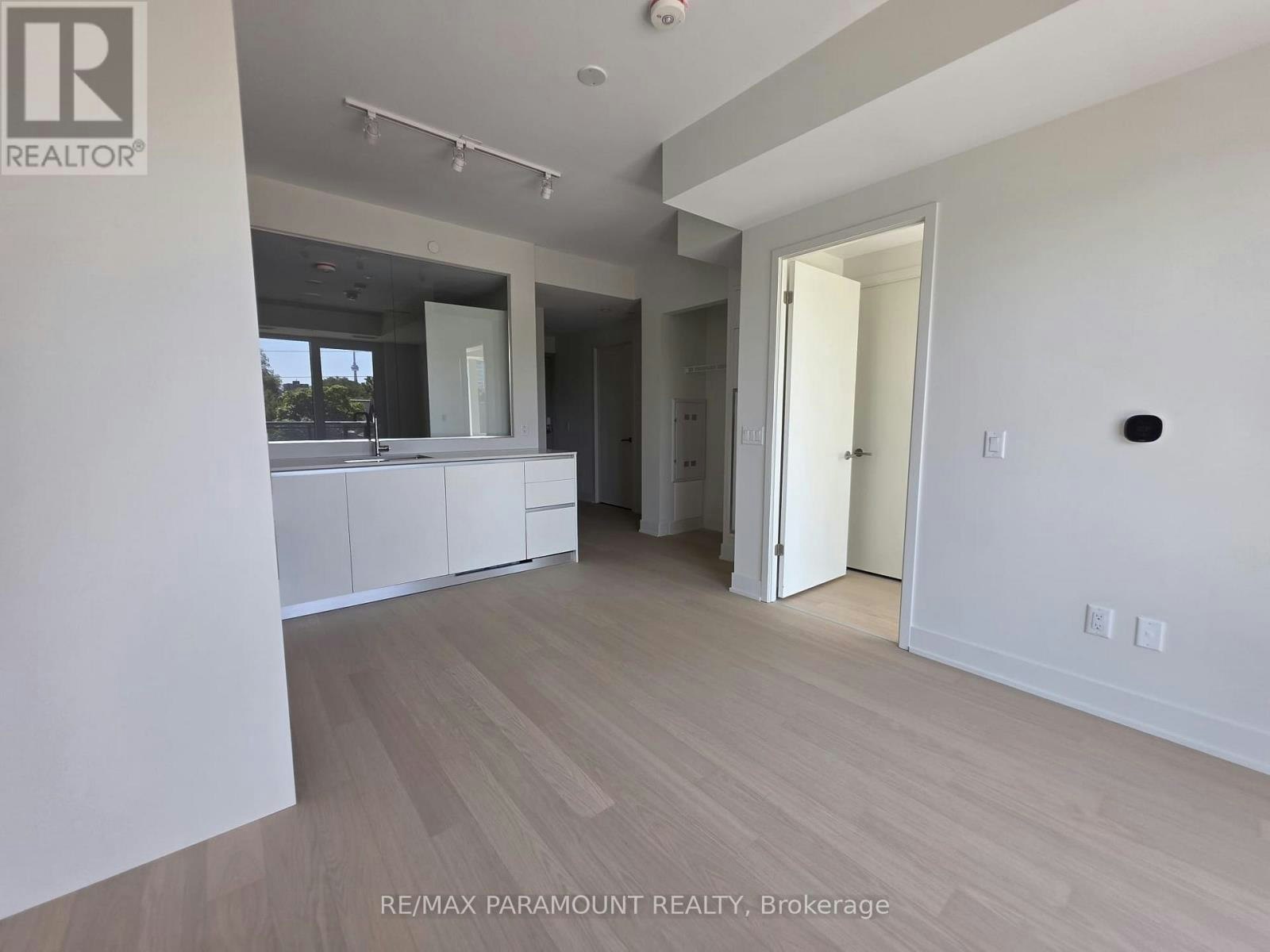 307-322 Dupont Street, Toronto, ON, M5R 0E3 - 9