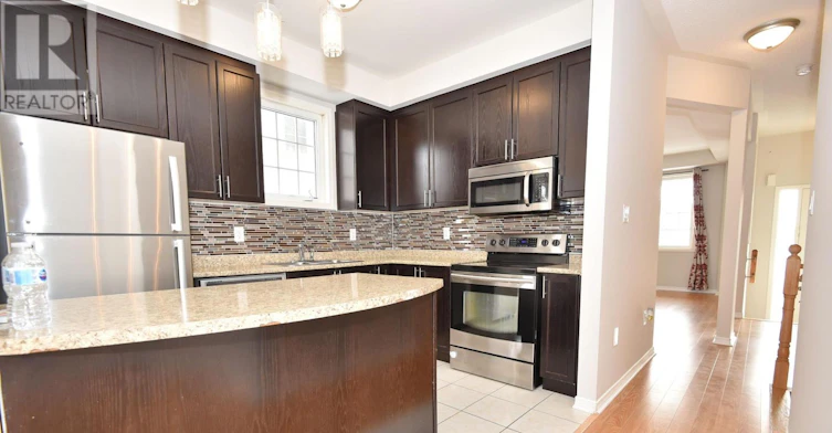 112 Mcbride Avenue, Clarington, ON, L1C 0J5 - 7