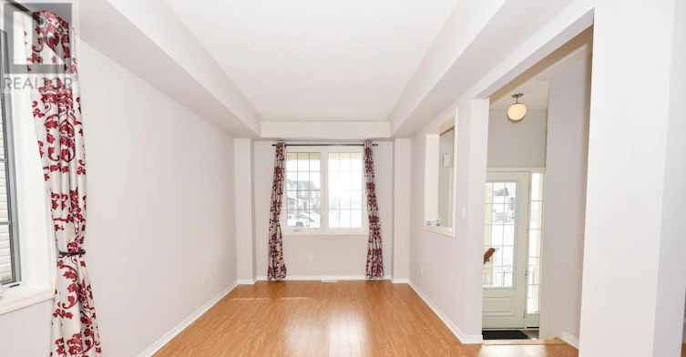 112 Mcbride Avenue, Clarington, ON, L1C 0J5 - 5