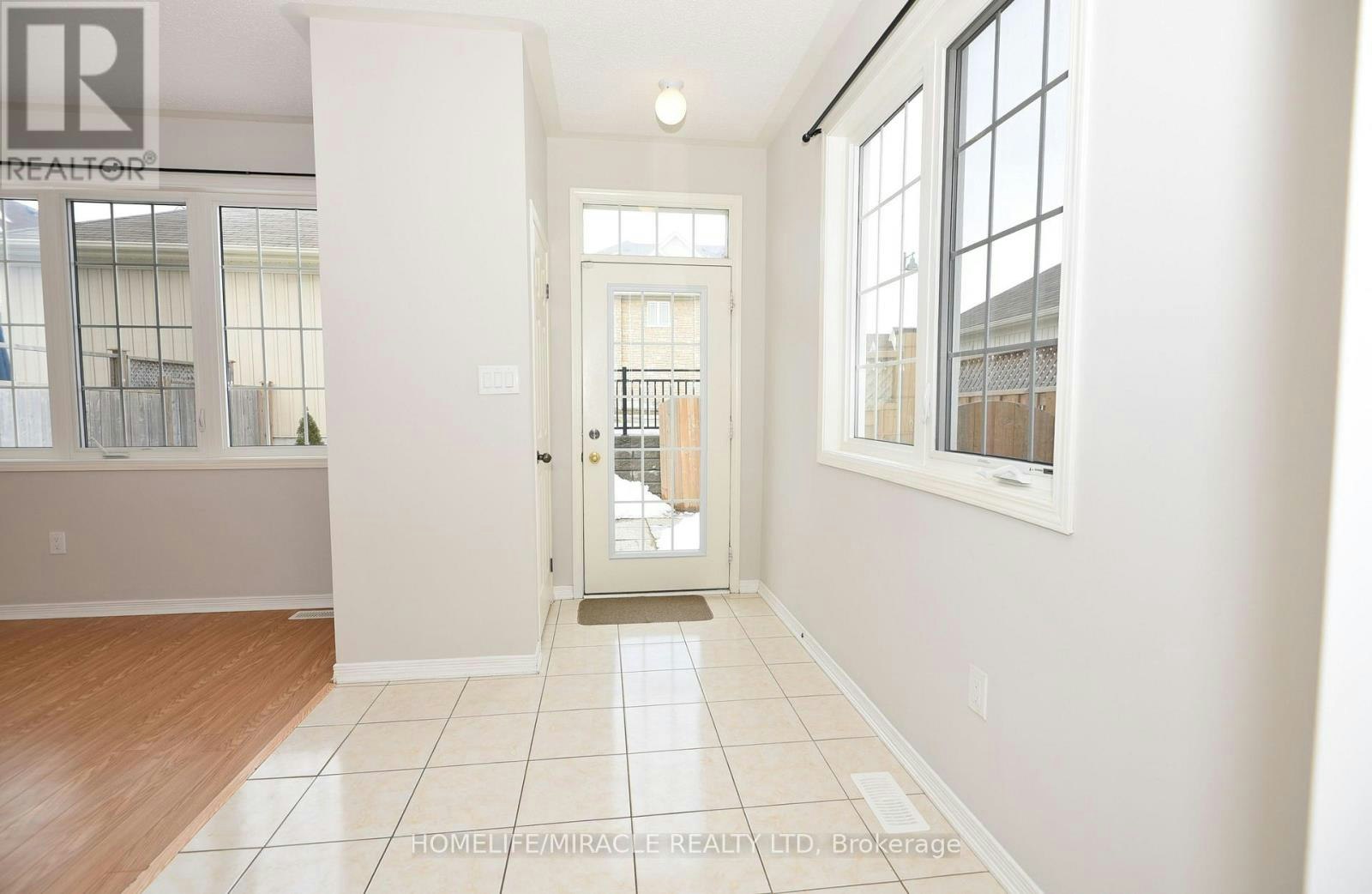 112 Mcbride Avenue, Clarington, ON, L1C 0J5 - 2