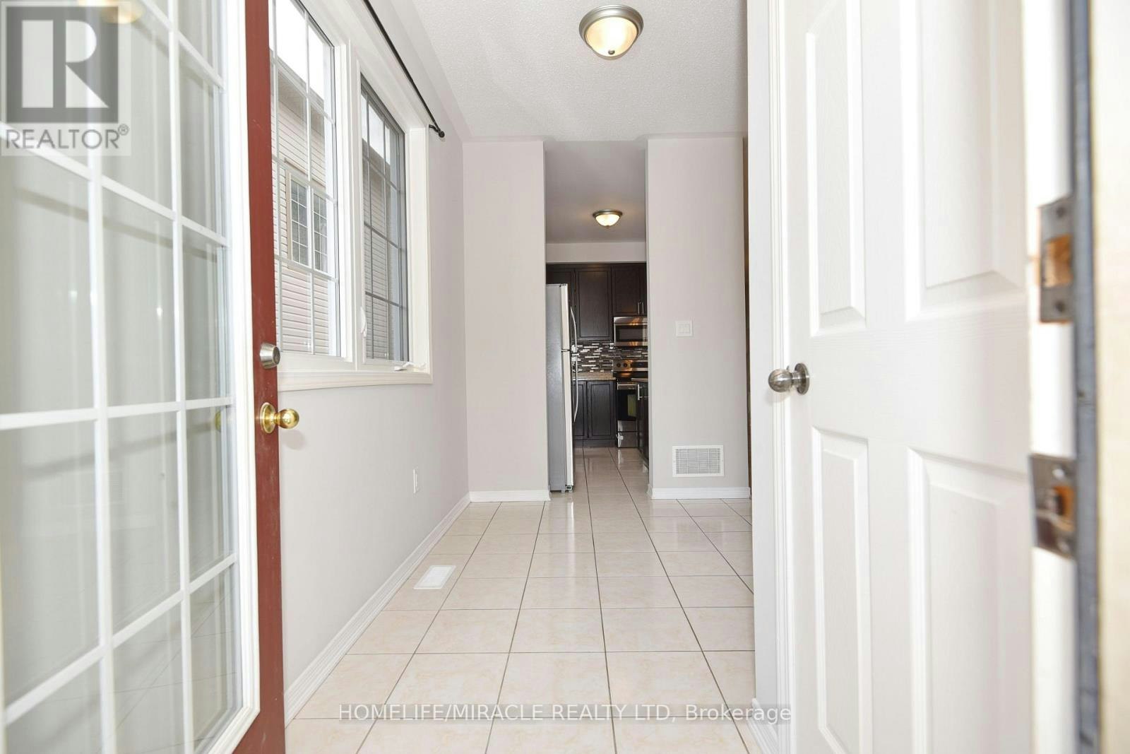 112 Mcbride Avenue, Clarington, ON, L1C 0J5