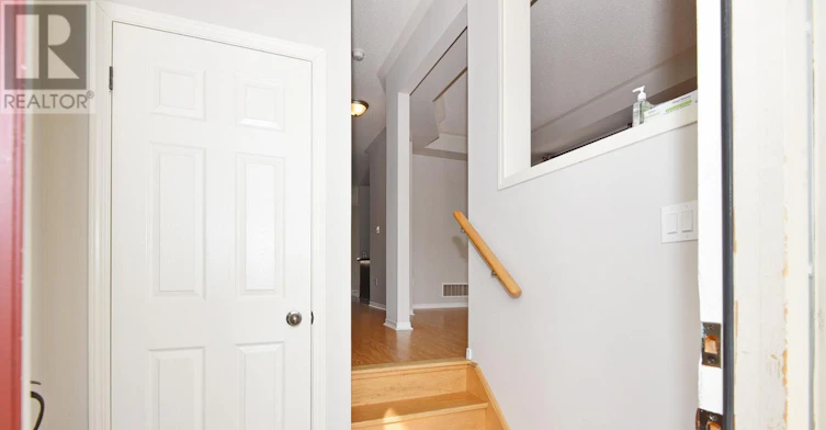 112 Mcbride Avenue, Clarington, ON, L1C 0J5 - 3