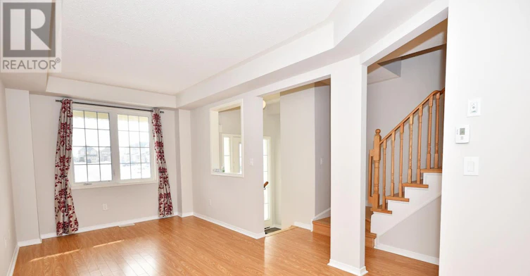 112 Mcbride Avenue, Clarington, ON, L1C 0J5 - 6