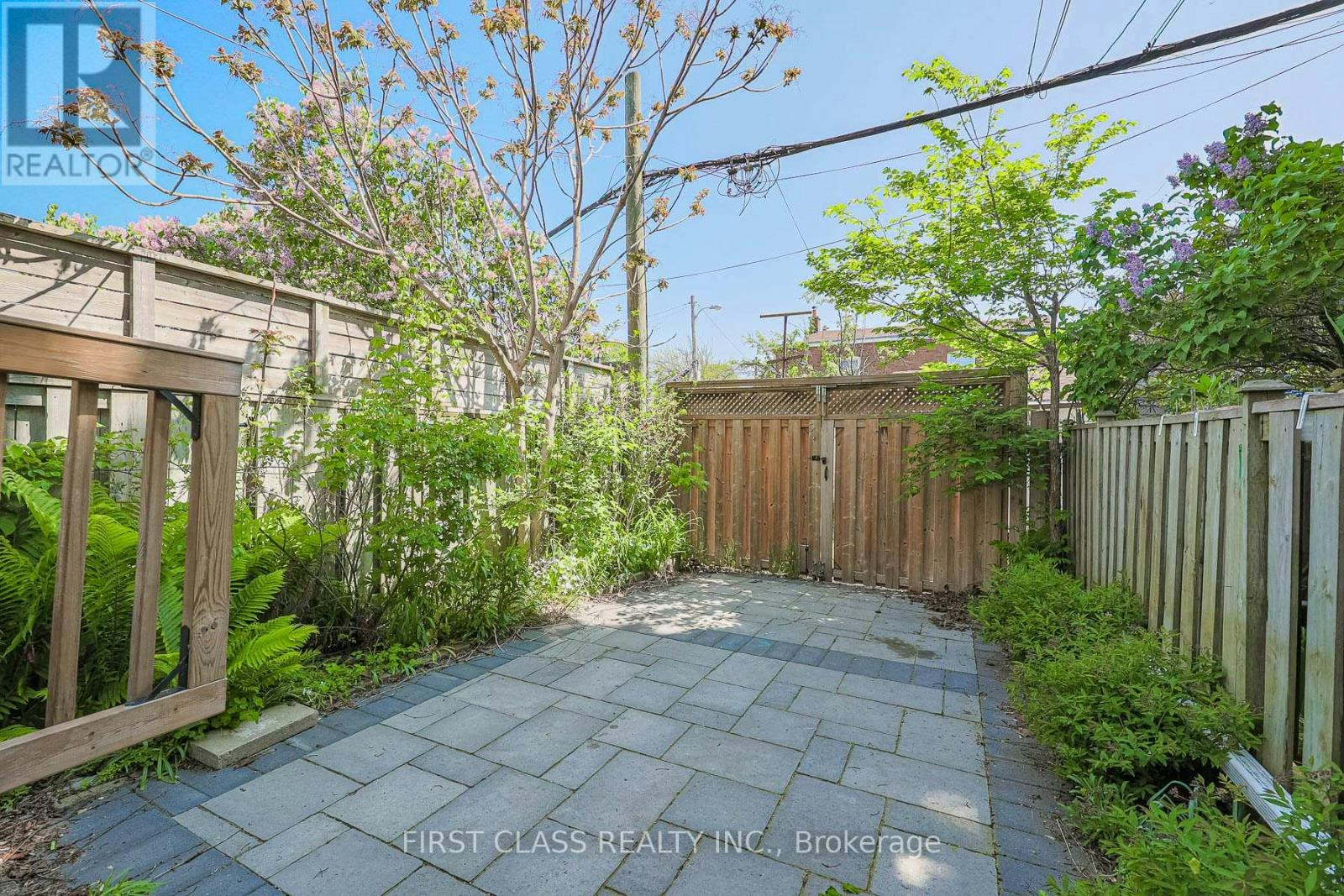53 Aldridge Avenue, Toronto, ON, M4C 3W3 - 26