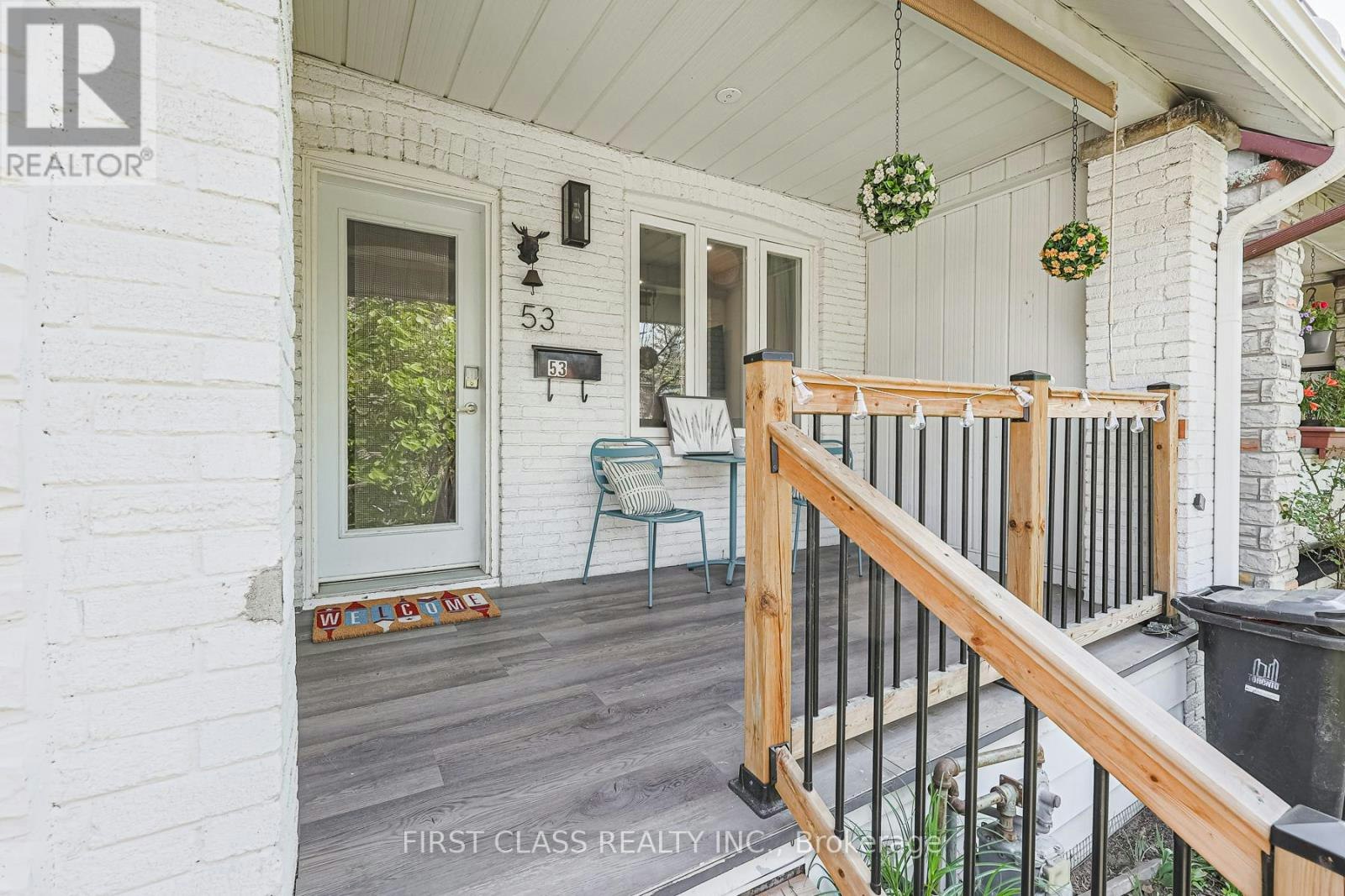 53 Aldridge Avenue, Toronto, ON, M4C 3W3 - 3