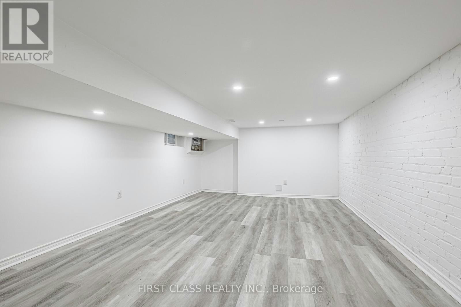 53 Aldridge Avenue, Toronto, ON, M4C 3W3 - 20