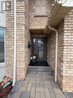 2133 Heidi Avenue, Burlington, ON, L7M 3P4 - 2