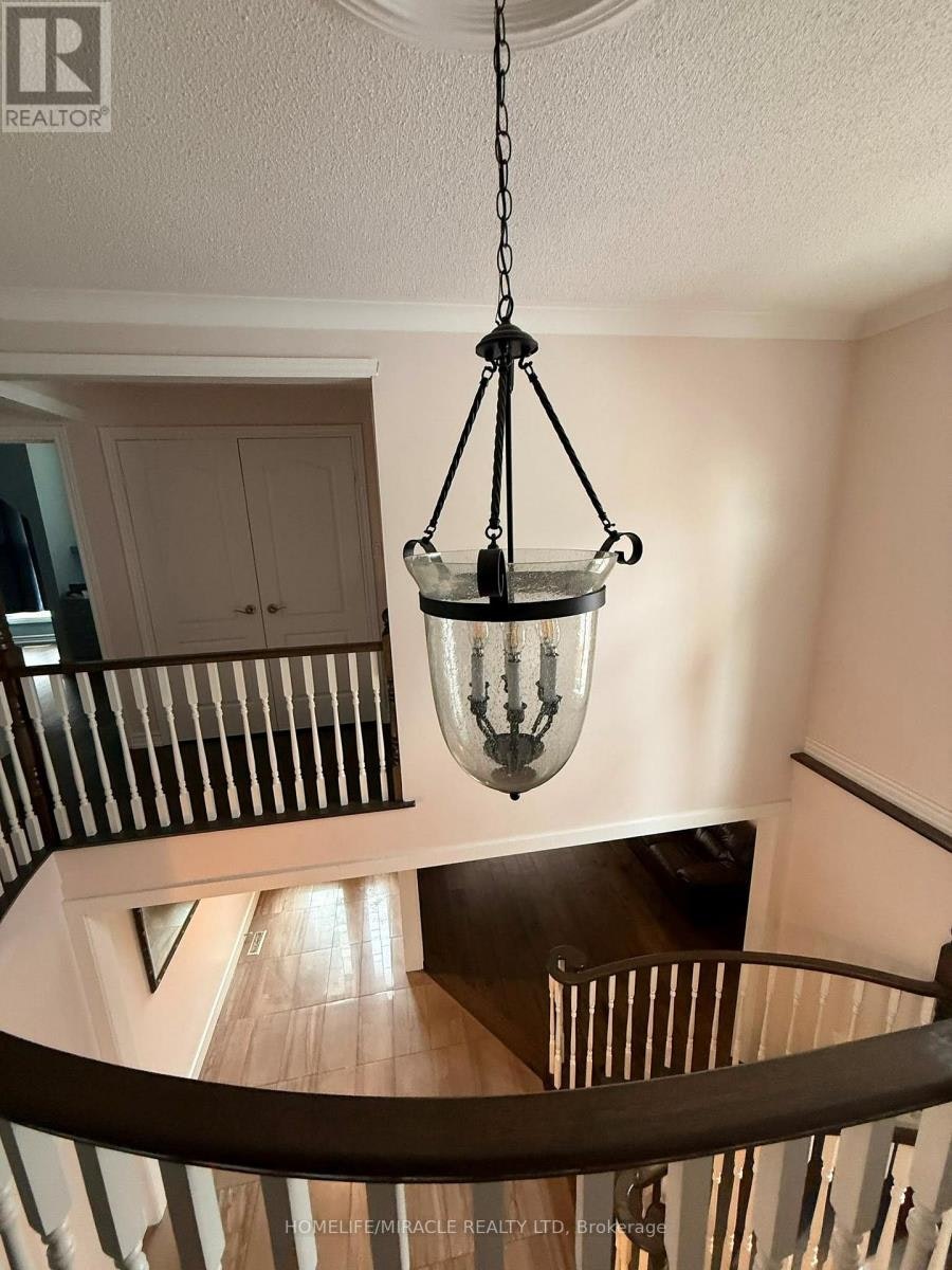 2133 Heidi Avenue, Burlington, ON, L7M 3P4 - 15