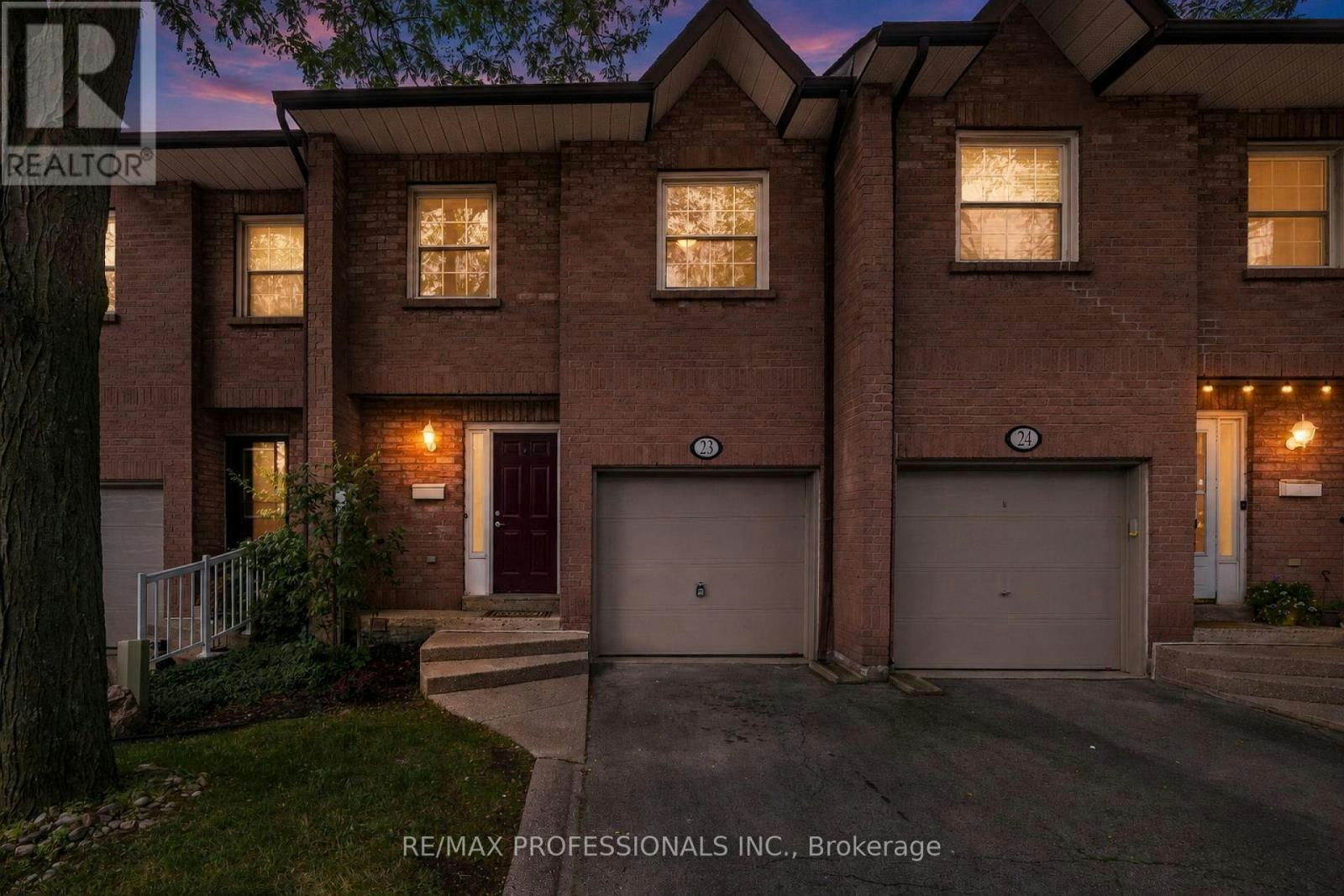 23-2004 Glenada Crescent, Oakville, ON, L6H 5P5