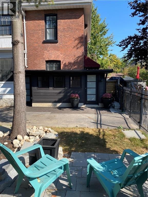 B-157 St. Paul Avenue, Brantford, ON, N3T 4G3 - 3