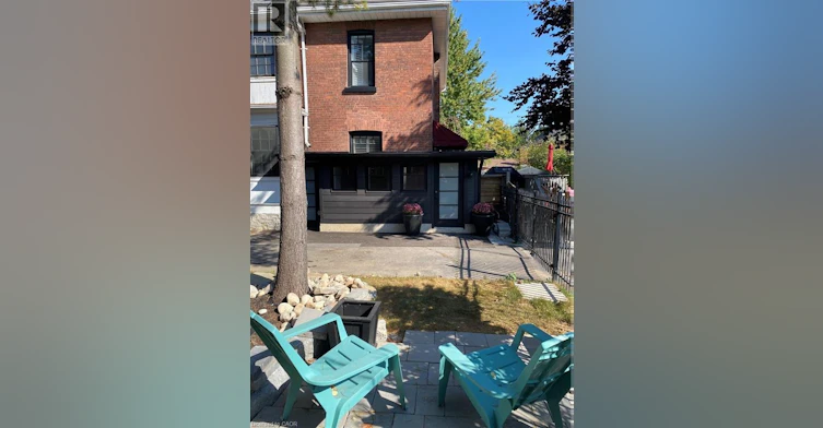 B-157 St. Paul Avenue, Brantford, ON, N3T 4G3 - 3