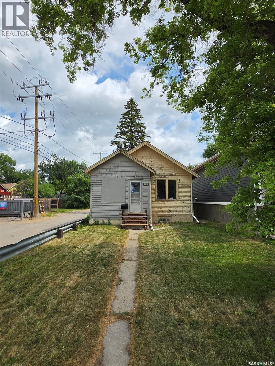 1525 Elphinstone Street, Regina, SK, S4T 3M9