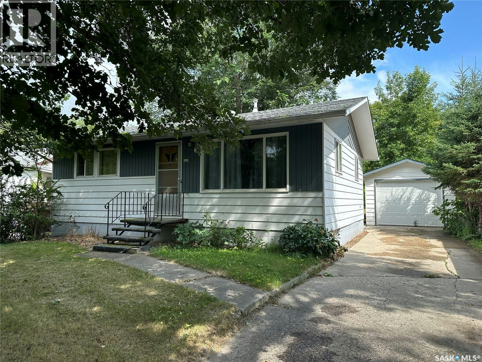 242 Third Avenue N, Kamsack, SK, S0A 1S0