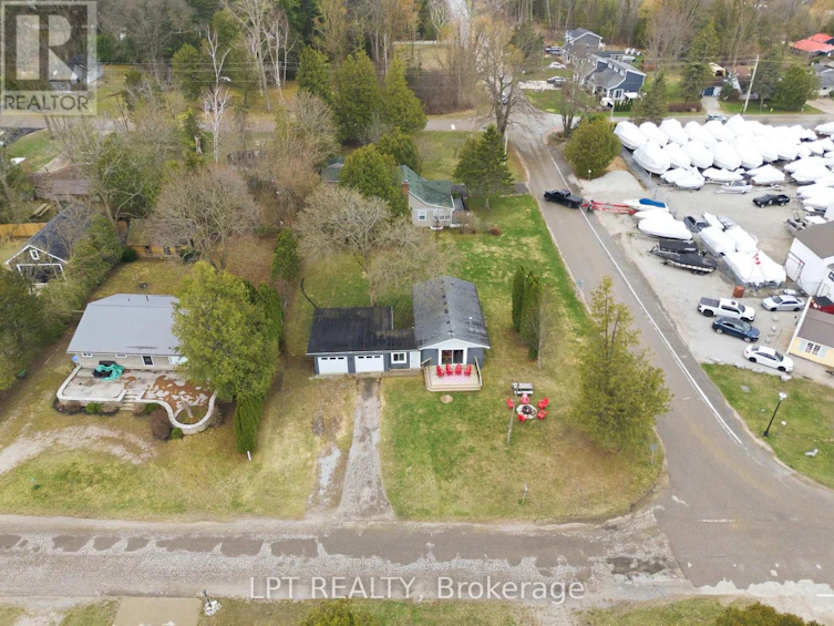 7597 Biddulph Street, Lambton Shores, ON, N0M 2L0 - 36