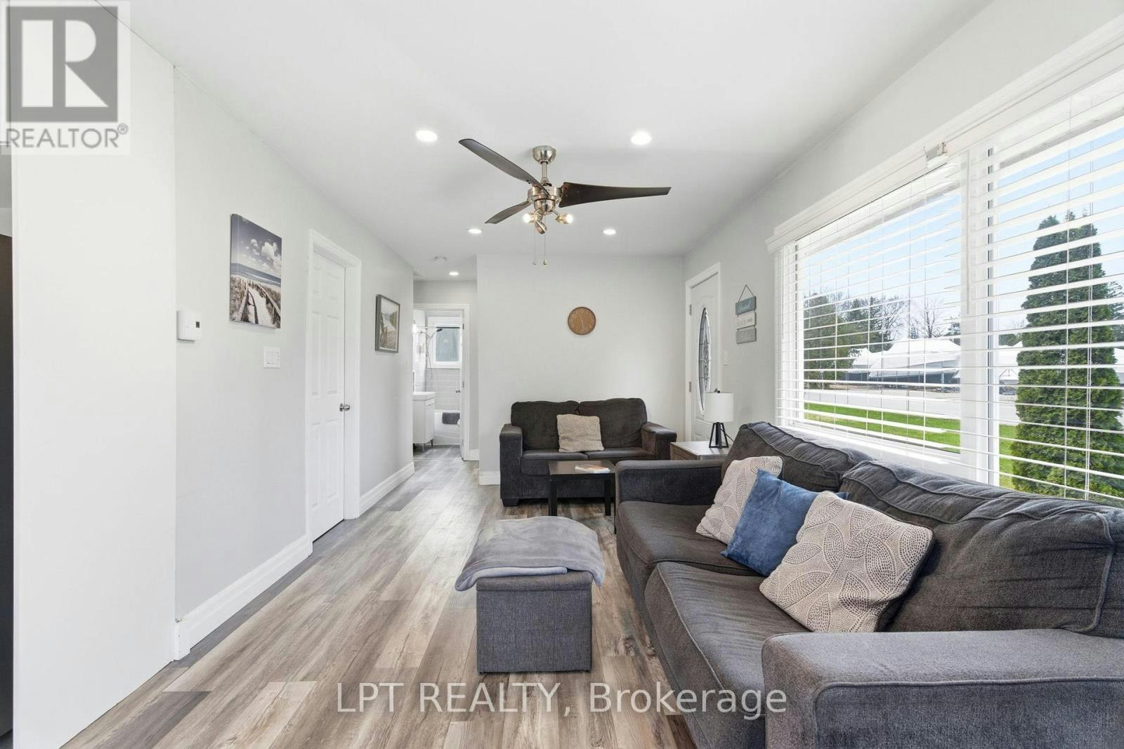 7597 Biddulph Street, Lambton Shores, ON, N0M 2L0 - 20