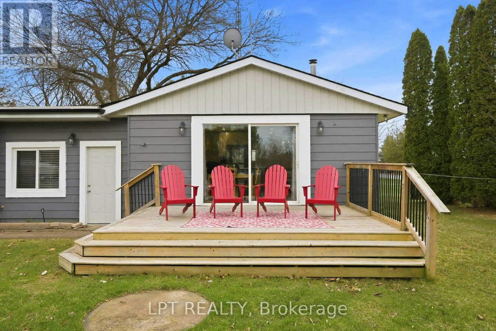 7597 Biddulph Street, Lambton Shores, ON, N0M 2L0 - 5