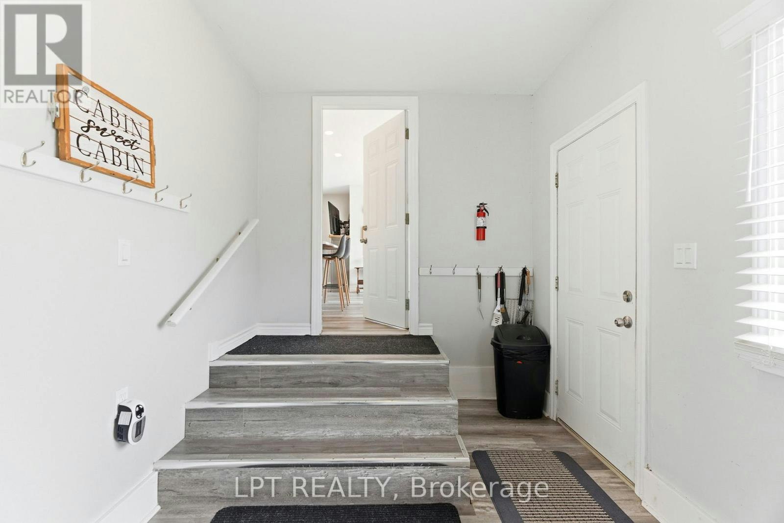 7597 Biddulph Street, Lambton Shores, ON, N0M 2L0 - 10