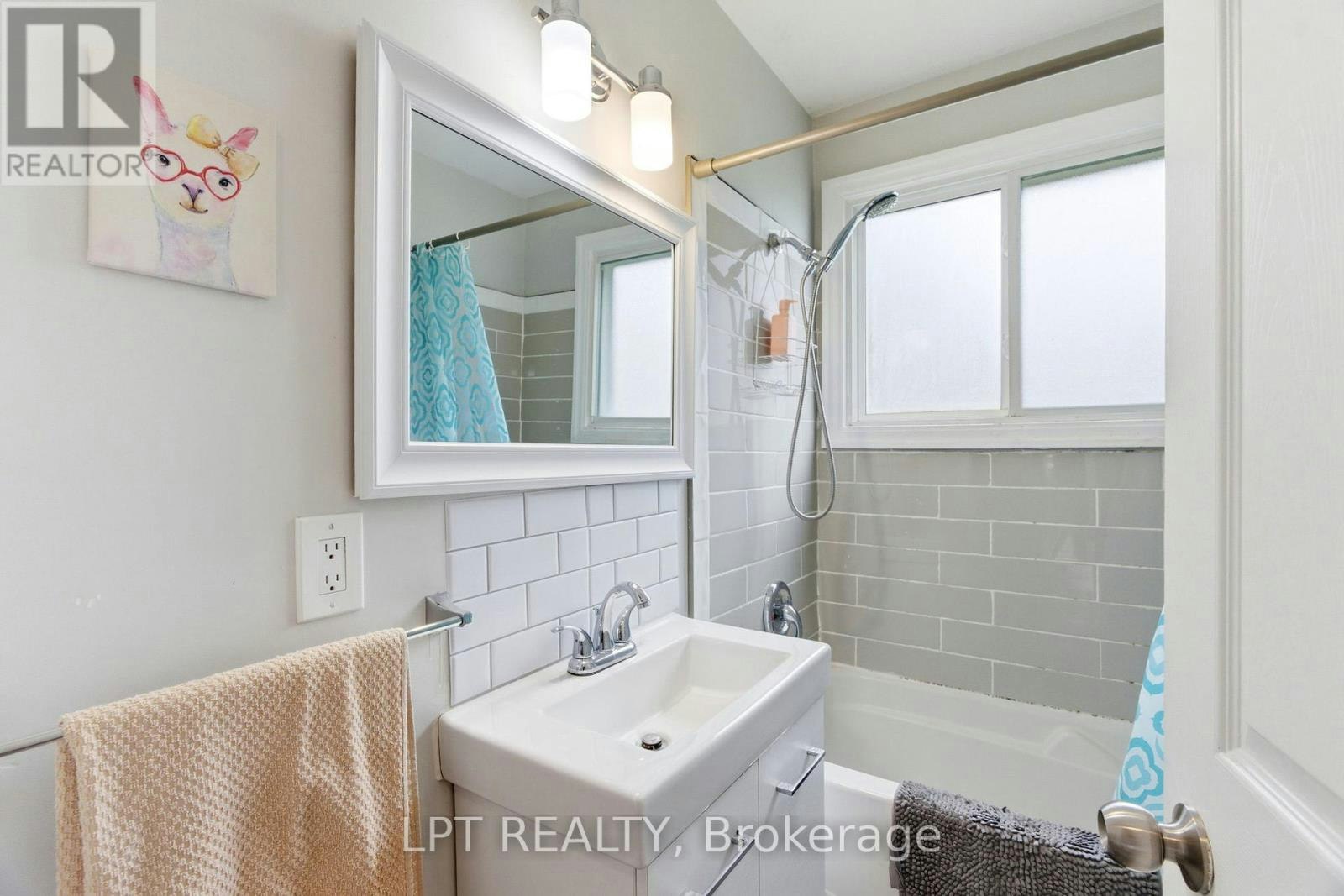 7597 Biddulph Street, Lambton Shores, ON, N0M 2L0 - 26