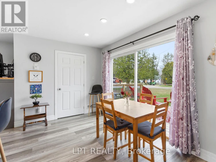 7597 Biddulph Street, Lambton Shores, ON, N0M 2L0 - 12
