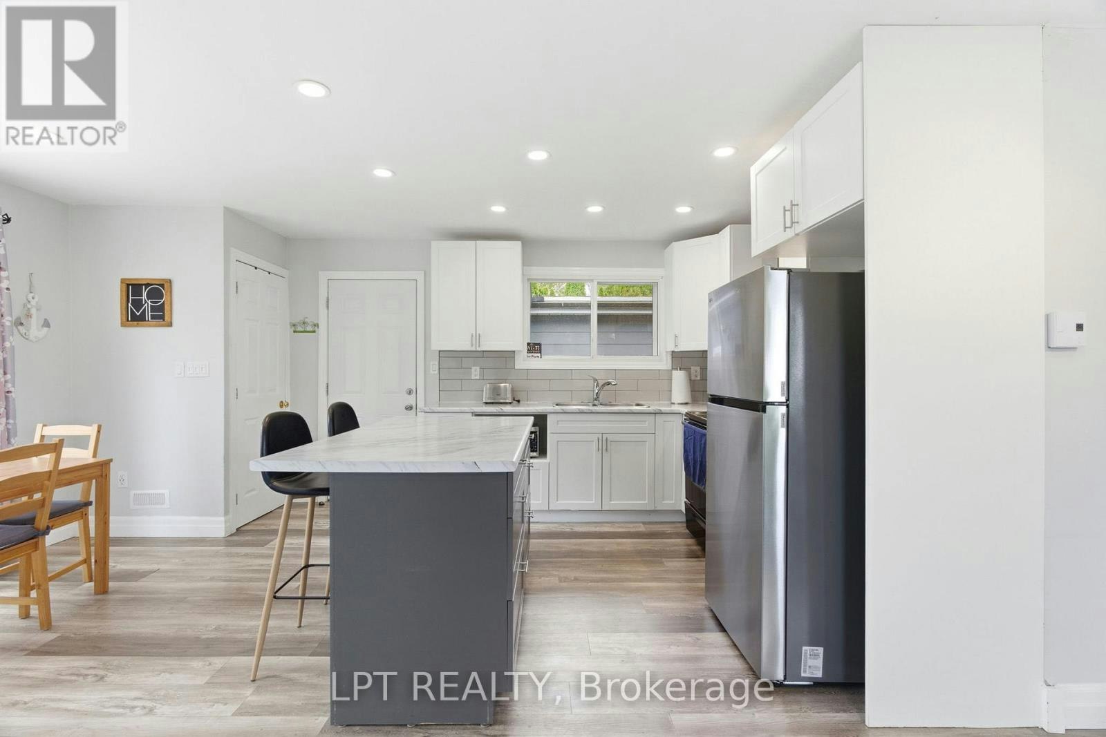 7597 Biddulph Street, Lambton Shores, ON, N0M 2L0 - 15