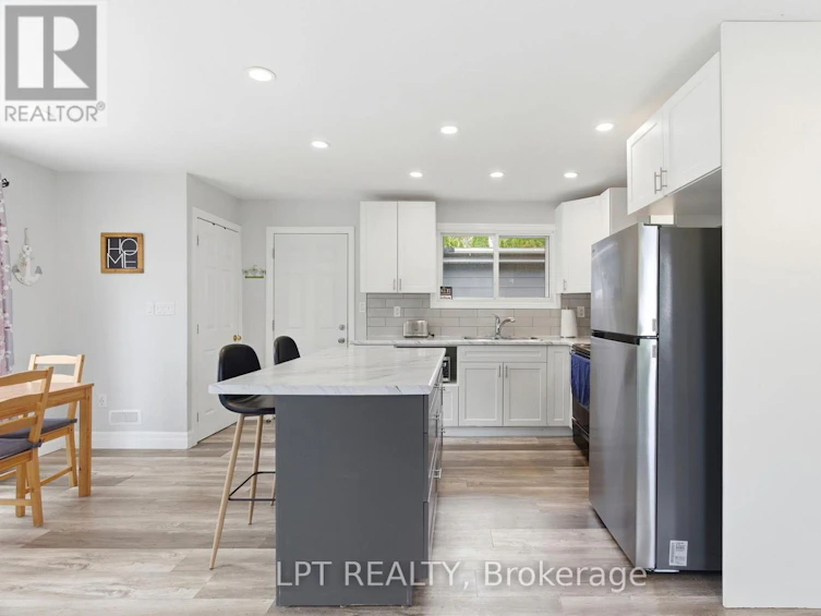 7597 Biddulph Street, Lambton Shores, ON, N0M 2L0 - 15