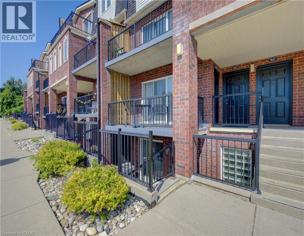 5A-45 Cedarhill Crescent, Kitchener, ON, N2E 0A2