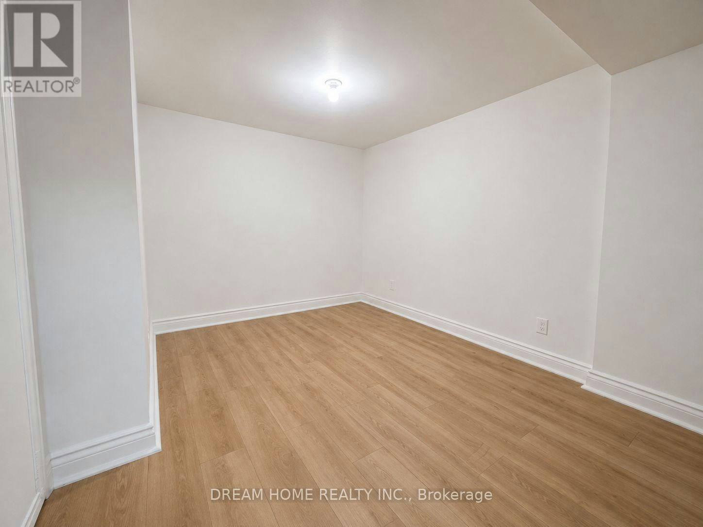 107 Huron St Street, Toronto, ON, M5T 2A9 - 4