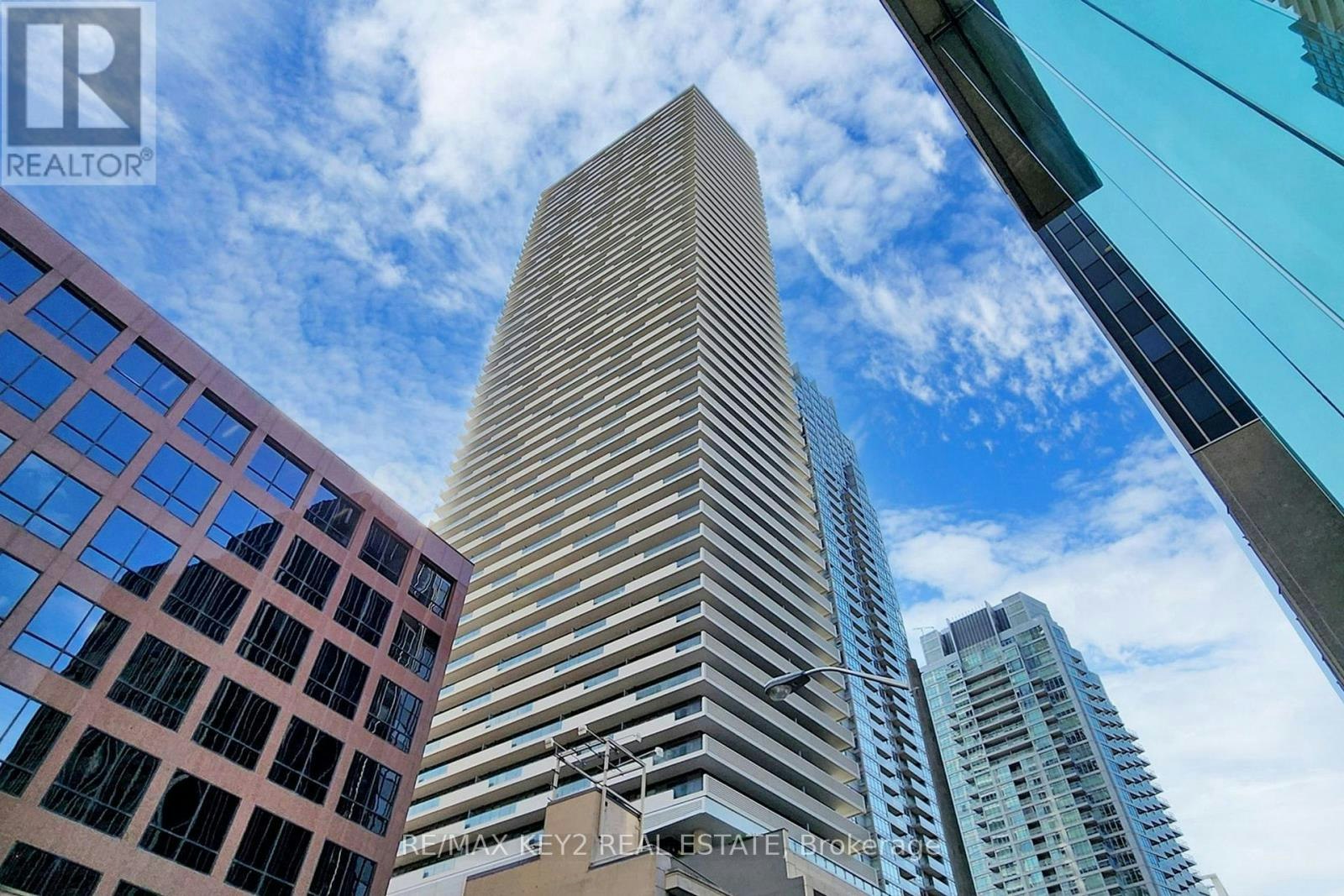 4904-2221 Yonge Street, Toronto, ON, M4S 0B8