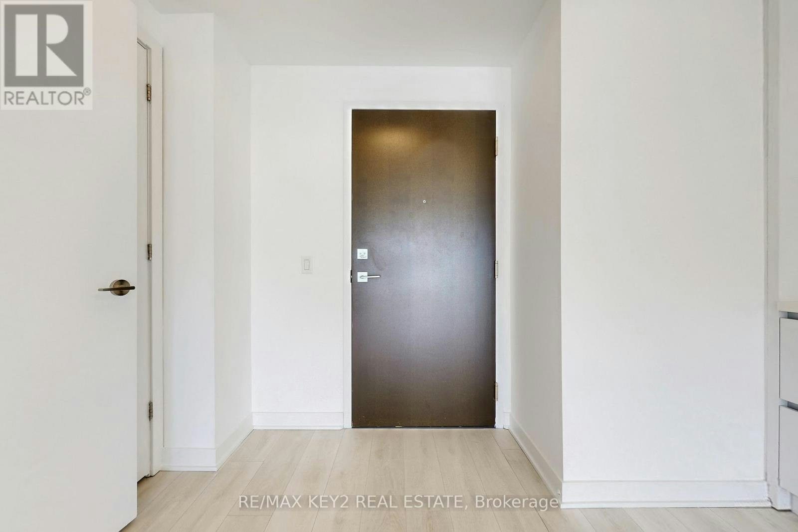 4904-2221 Yonge Street, Toronto, ON, M4S 0B8 - 19
