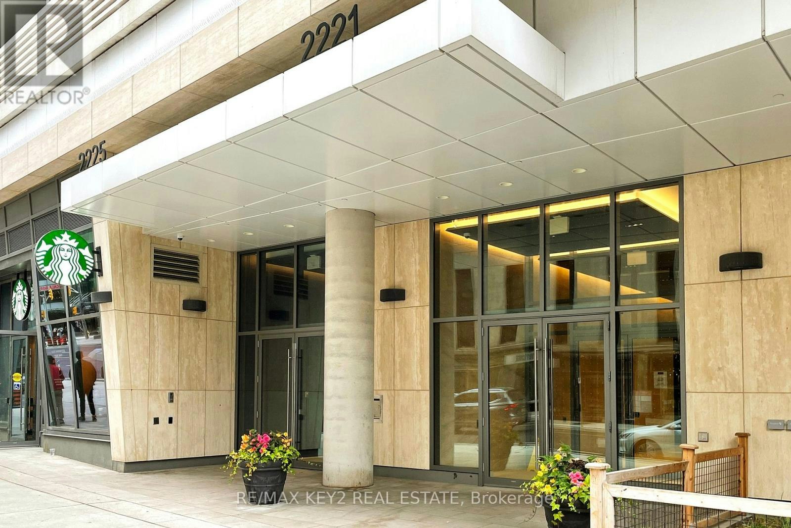 4904-2221 Yonge Street, Toronto, ON, M4S 0B8 - 2