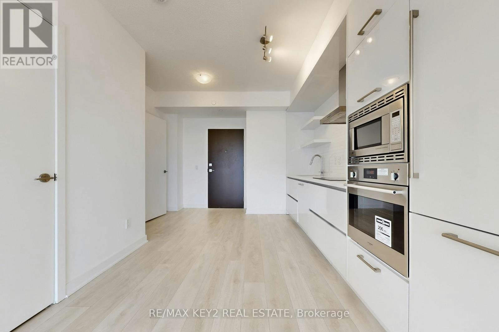 4904-2221 Yonge Street, Toronto, ON, M4S 0B8 - 10