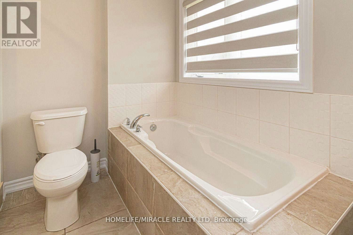 35 Bannister Road, Barrie, ON, L9J 0L5 - 16