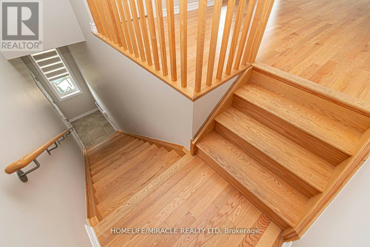 35 Bannister Road, Barrie, ON, L9J 0L5 - 7