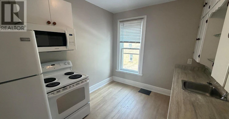 UPPER-642 Richmond Street, London, ON, N6A 3G6 - 5