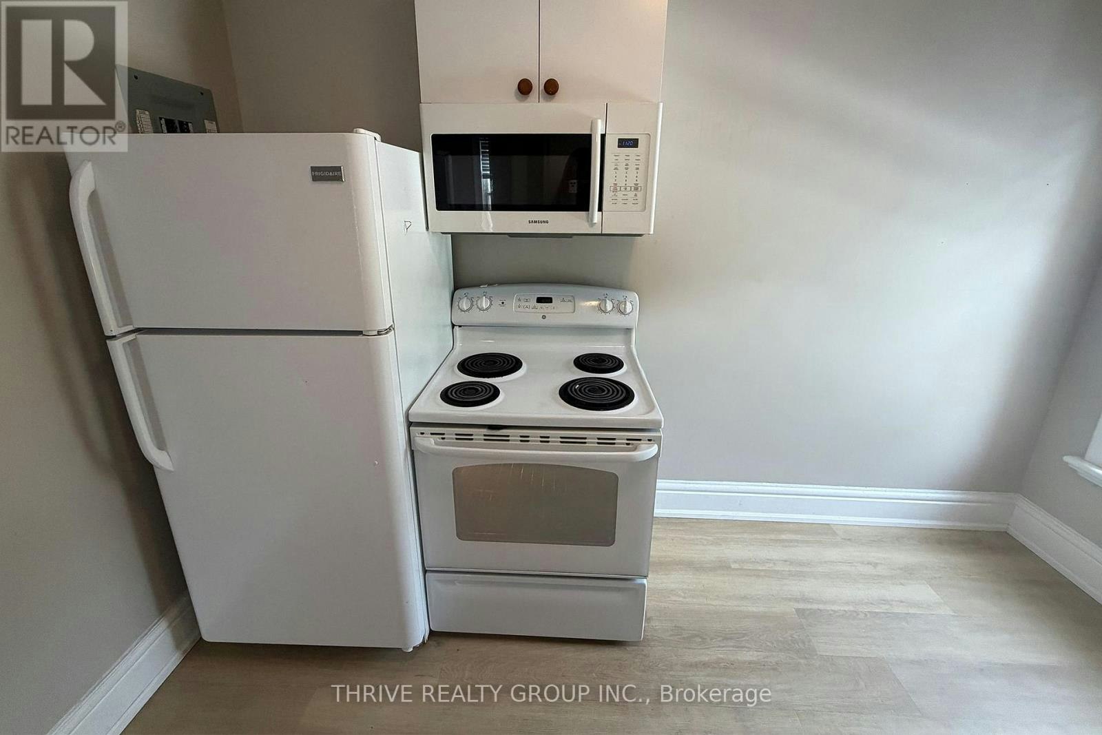 UPPER-642 Richmond Street, London, ON, N6A 3G6 - 6