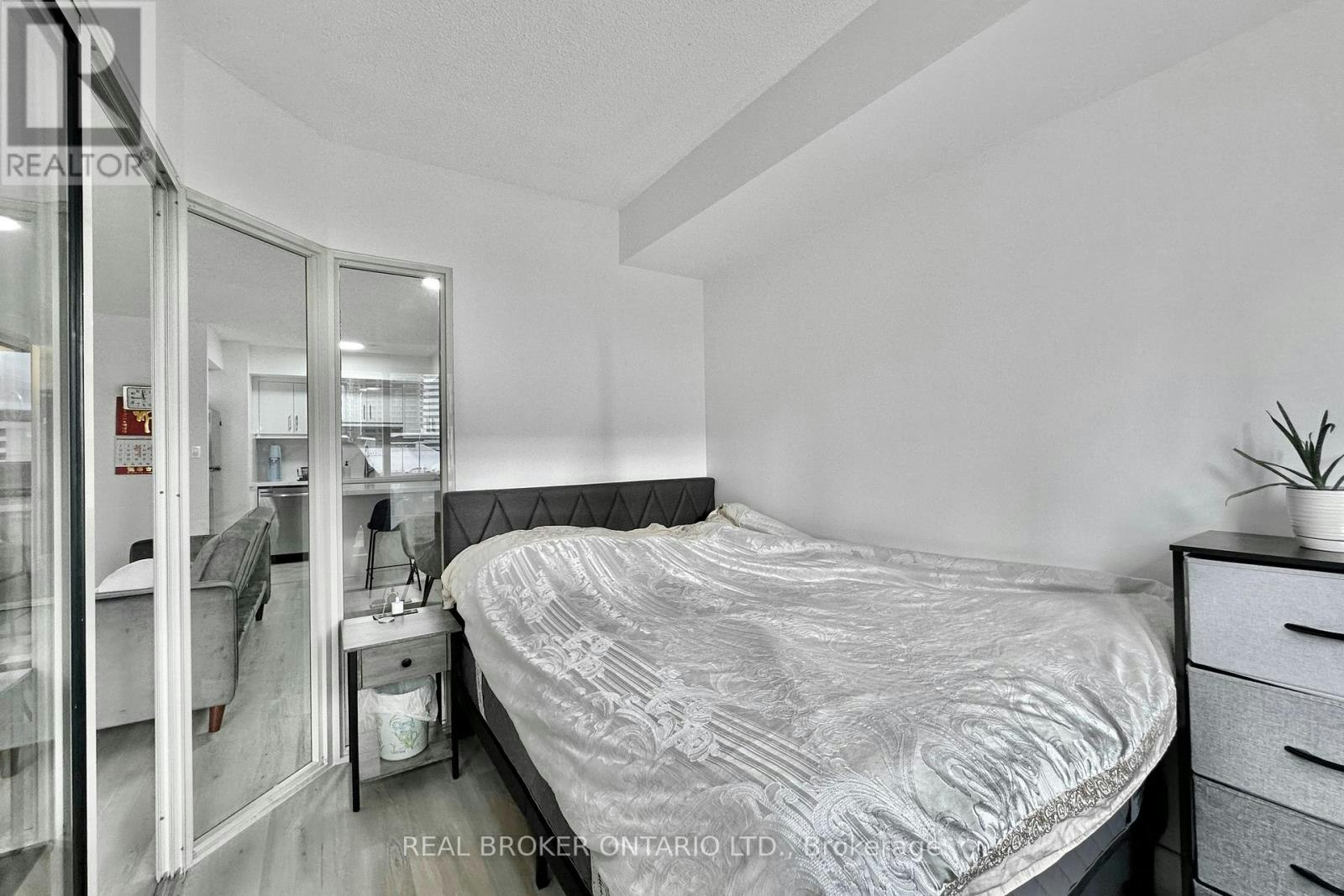 518-25 The Esplanade, Toronto, ON, M5E 1W5 - 17