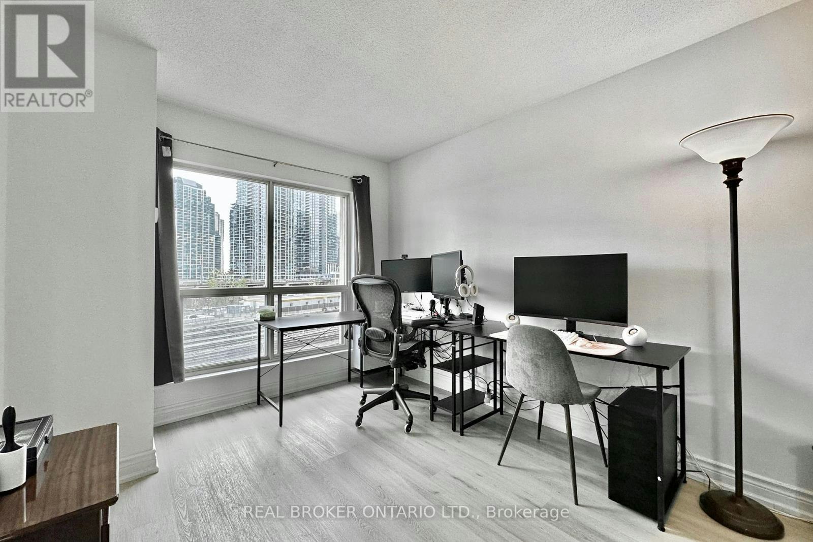 518-25 The Esplanade, Toronto, ON, M5E 1W5 - 14