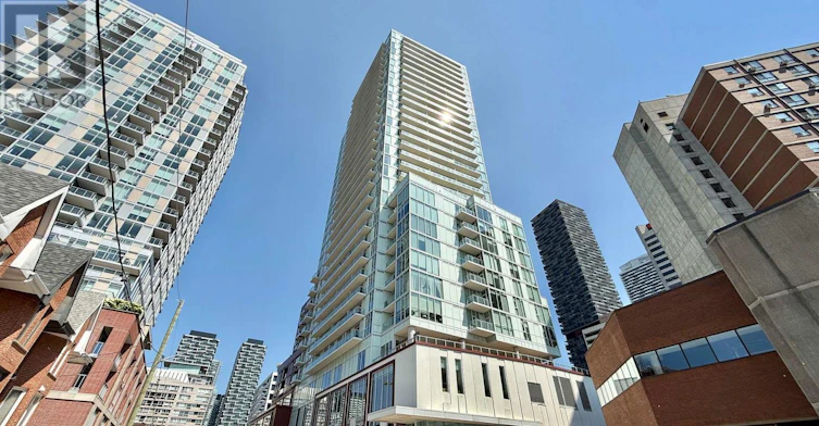 1012-33 Helendale Avenue, Toronto, ON, M4R 0A4
