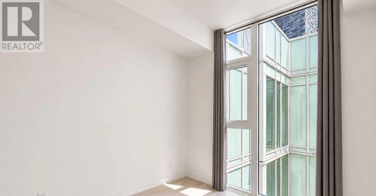 1012-33 Helendale Avenue, Toronto, ON, M4R 0A4 - 12