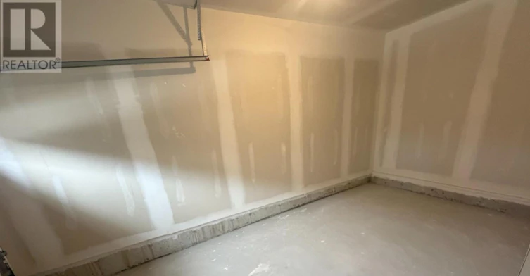 1230 Elizabeth Mackenzie Drive, Pickering, ON, L1X 0S2 - 11