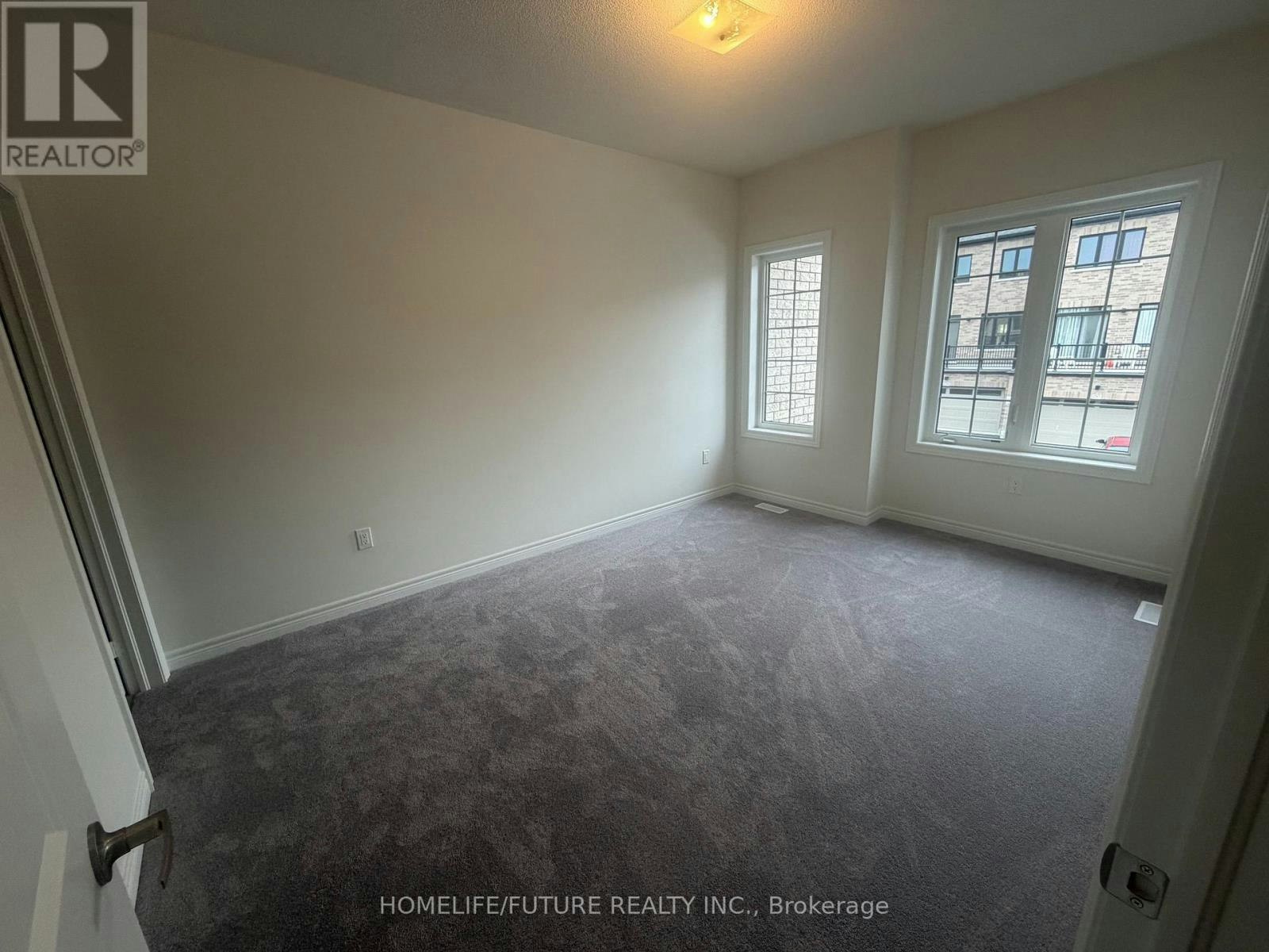 1230 Elizabeth Mackenzie Drive, Pickering, ON, L1X 0S2 - 9